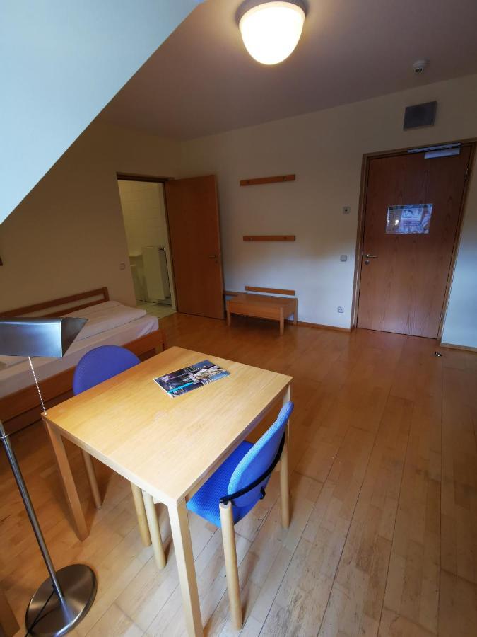 Haus Der Begegnung Heilig Geist 호텔 부르크하우젠 외부 사진