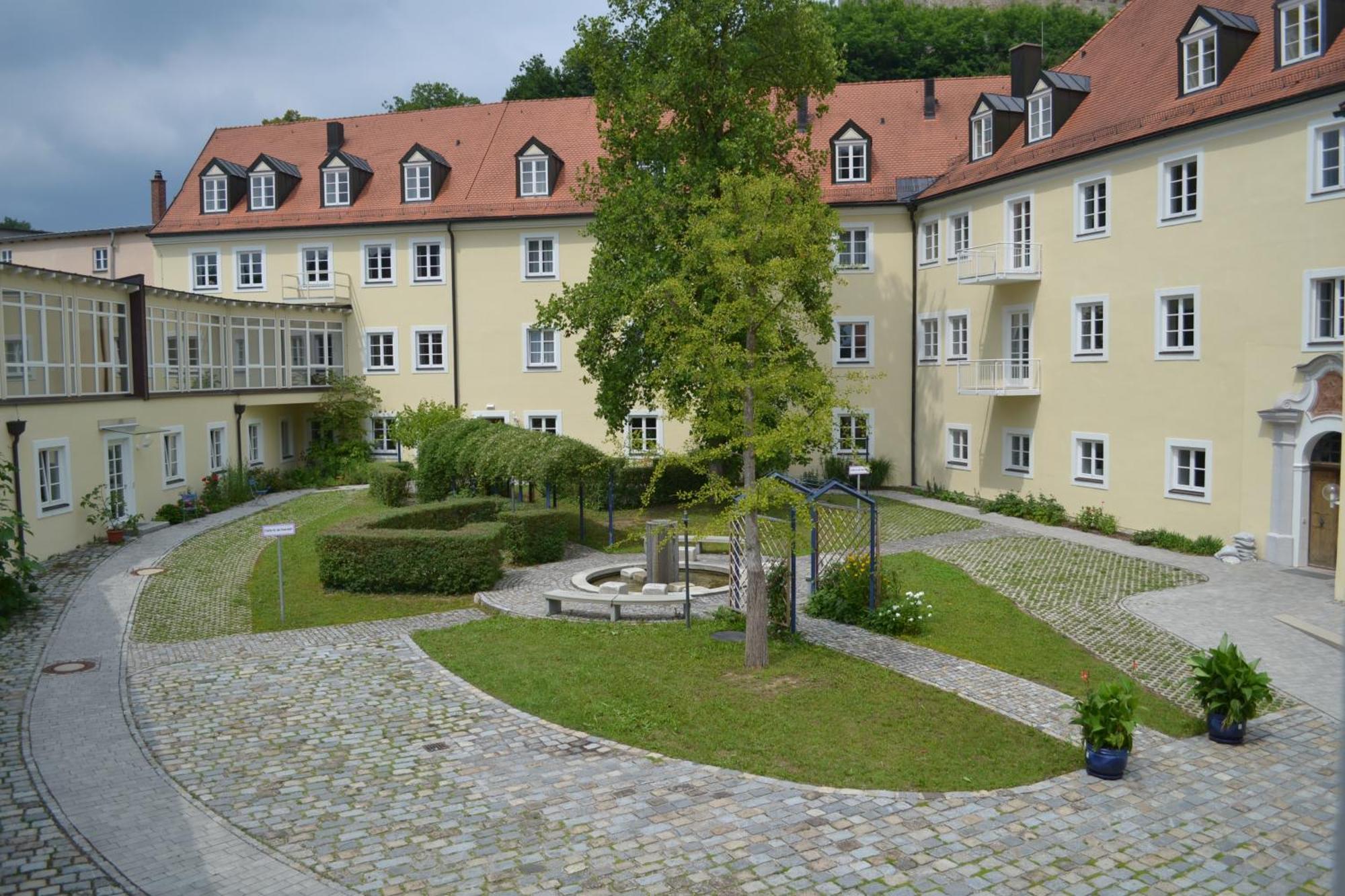 Haus Der Begegnung Heilig Geist 호텔 부르크하우젠 외부 사진