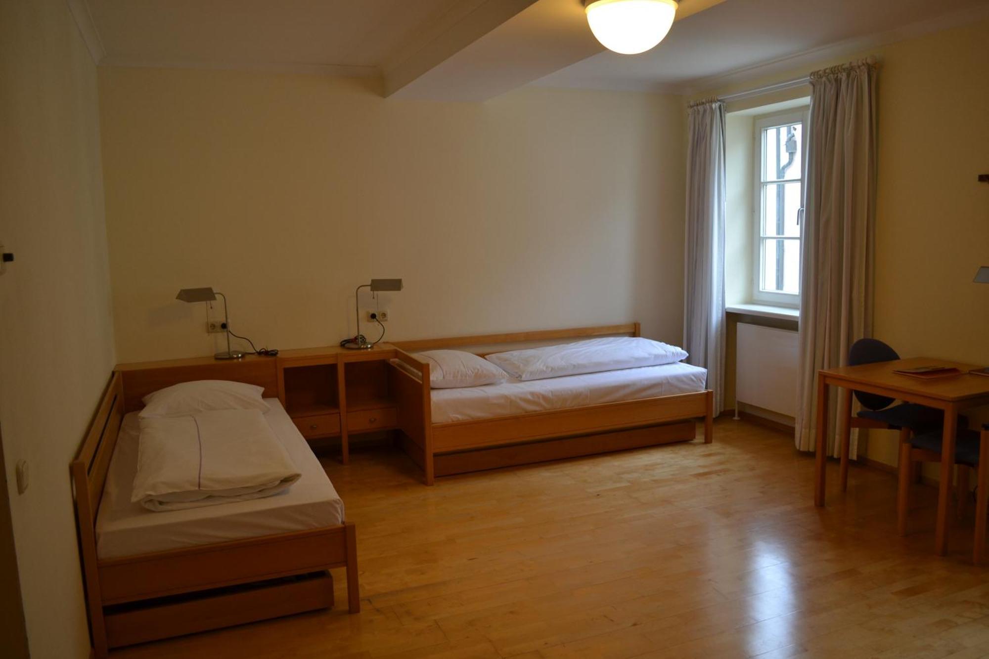 Haus Der Begegnung Heilig Geist 호텔 부르크하우젠 외부 사진
